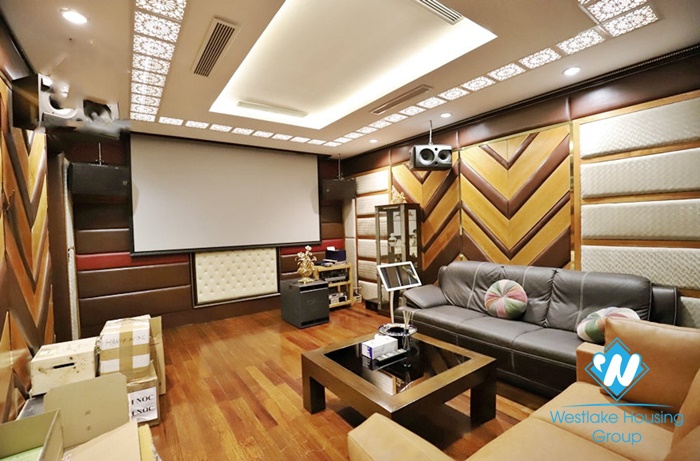 A stunning 4 bedroom villa for rent in Tay ho, Hanoi